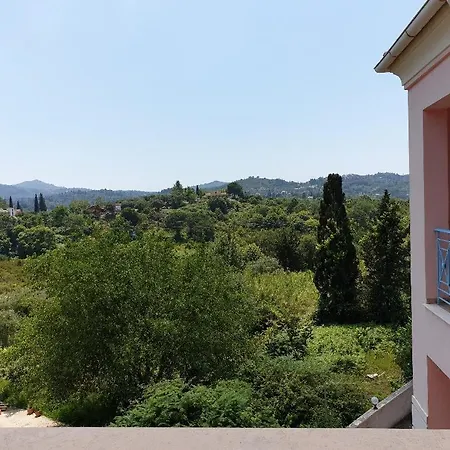 Bastouni Ferienhaus